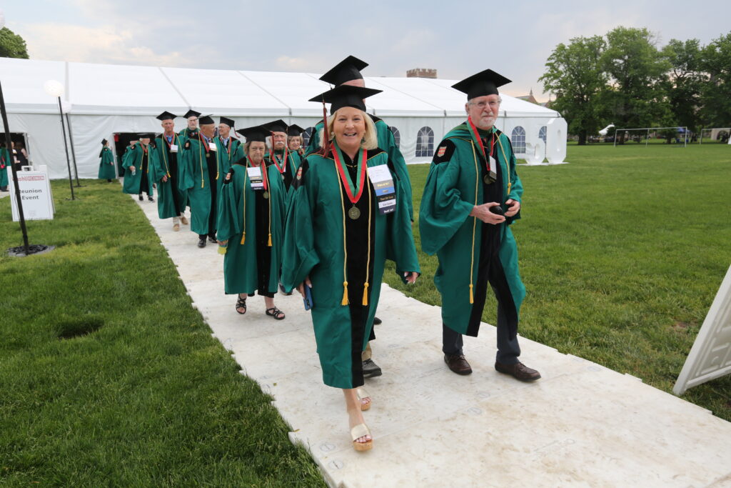 50th reunion celebrants begin their march to Commencement